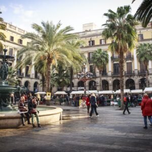 Barcelona a Fondo: Vive 4 Horas de Cultura y Encanto con un Guía Privado